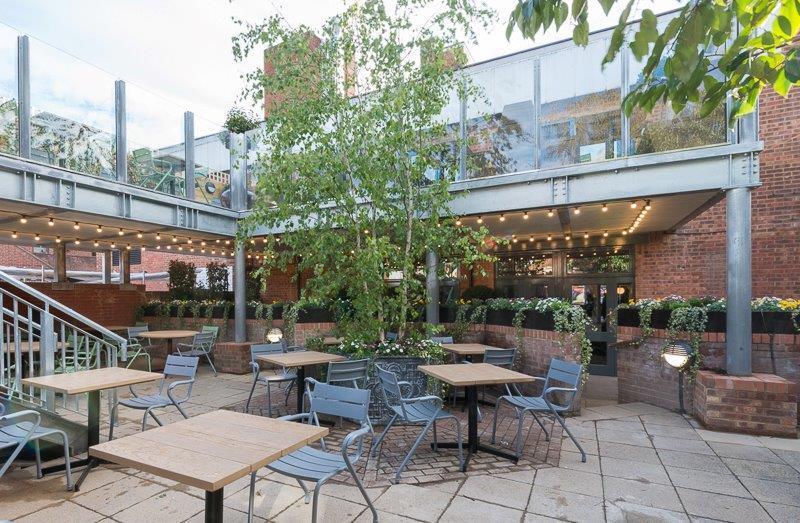 Pilgrims Progress Wetherspoon Bedford Exterior photo